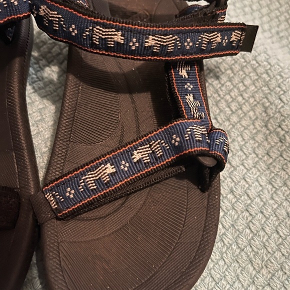 Teva Sandals Size US 9 for kids - Picture 2 of 4
